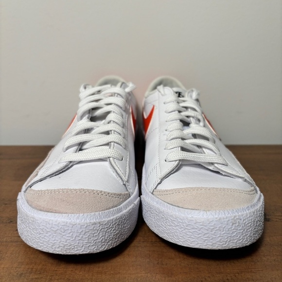Nike Blazer Low '77 Leather Sneakers Womens 7 Youth 5.5 White Team Orange Shoes - Picture 4 of 7